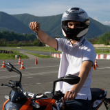 aula prática de direção moto Vila Rica